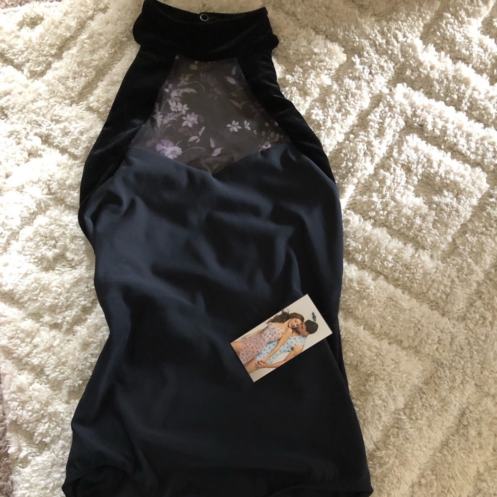 eleve leotard elsa Size M Women New With Tag Custom Made.